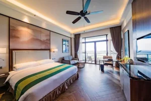 Marina Hotel（283 间客房）